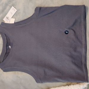 NWT Hollister cropped tank